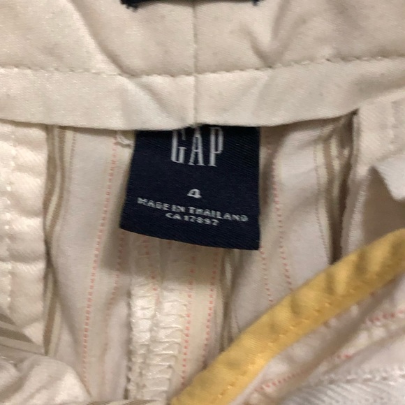 Gap Women’s Capri Striped Beige Cotton Pants - Picture 3 of 3